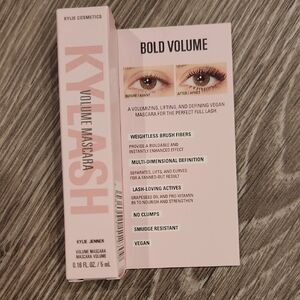 Kylie Cosmetics KYLASH Volume Mascara - Bold Black